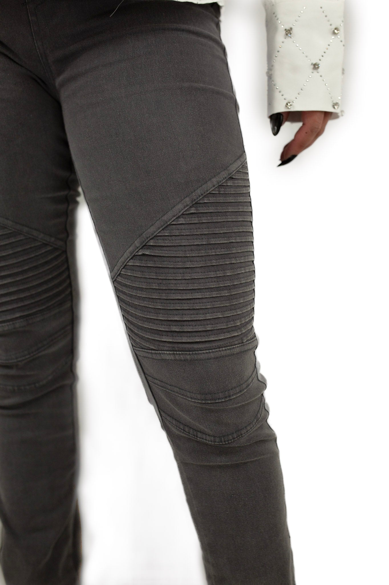 Moto jeggings with ankle zipper detail