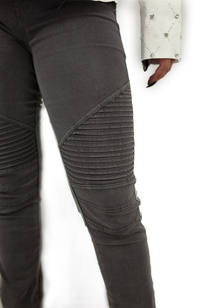Moto jeggings with ankle zipper detail